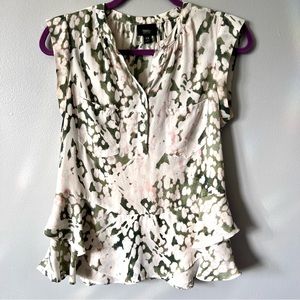 Mossimo blouse XS. Sleeveless with ruffles. White